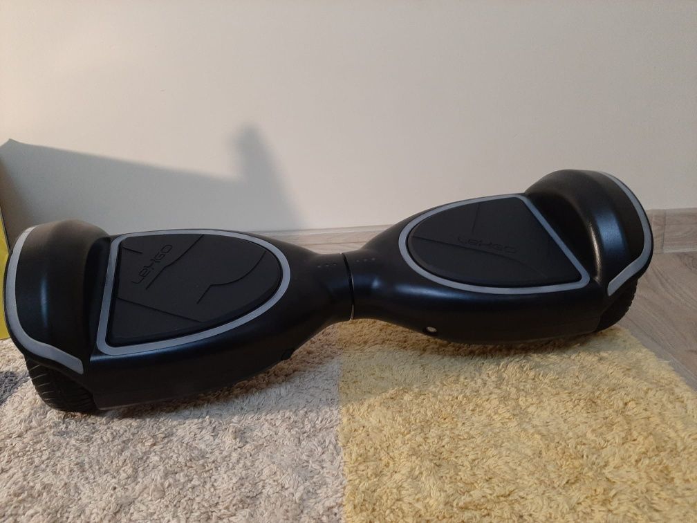 Vând hoverboard lexgo spark