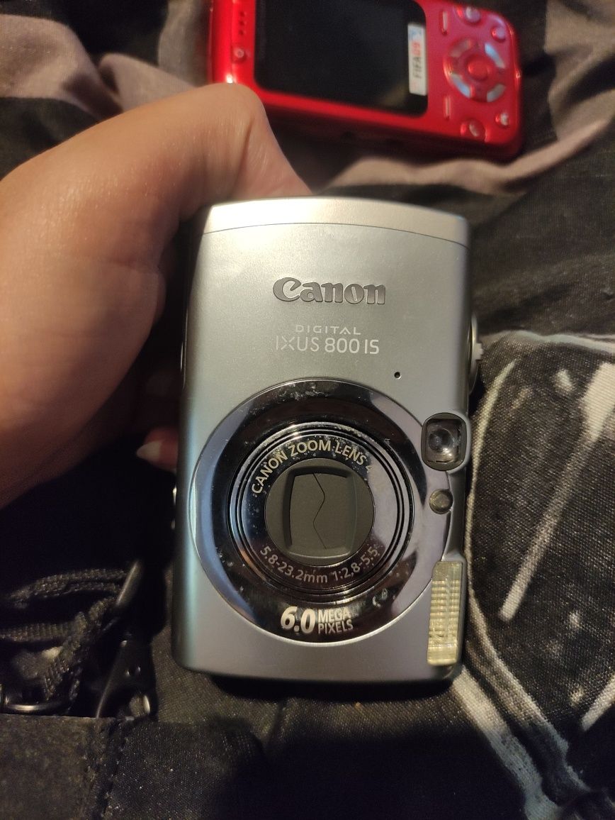 Фотоапарат Canon