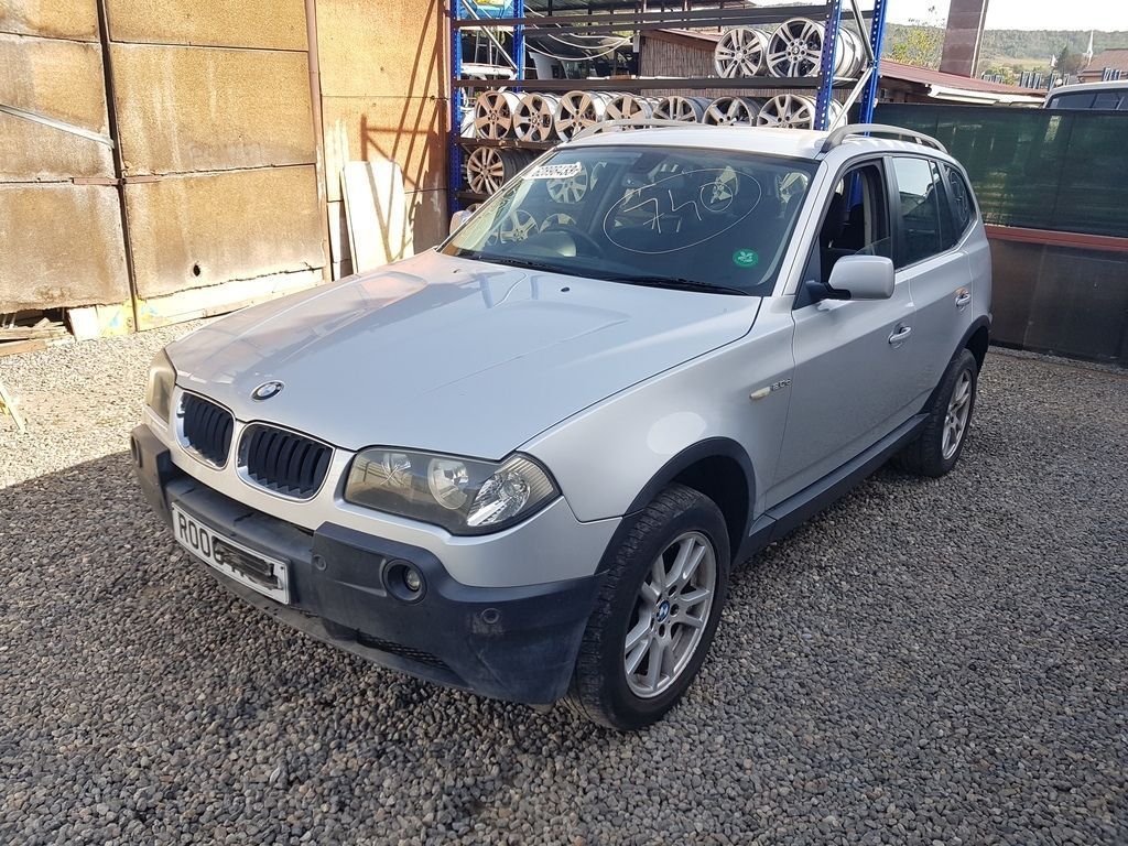 Dezmembrez BMW X3 E83 2.0 Diesel