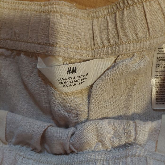 Къси панталонки и блуза за дете на 12-14 г.