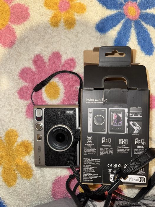 Fujifilm Instax mini Evo