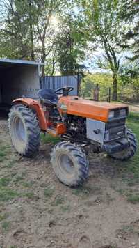 Tractor Hinomoto