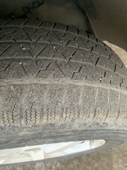Продам зимнюю резину Кама на 16 липучка без шипов