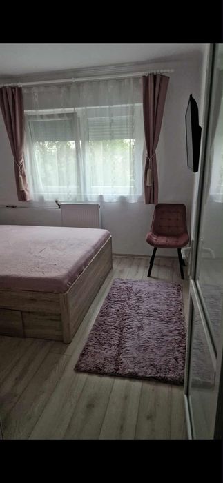 Vand apartament 3 camere