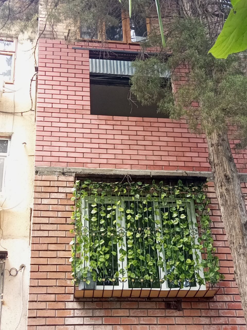 Balkonga g'isht teramiz. Kladka balkon. Керпичная кладка балканов