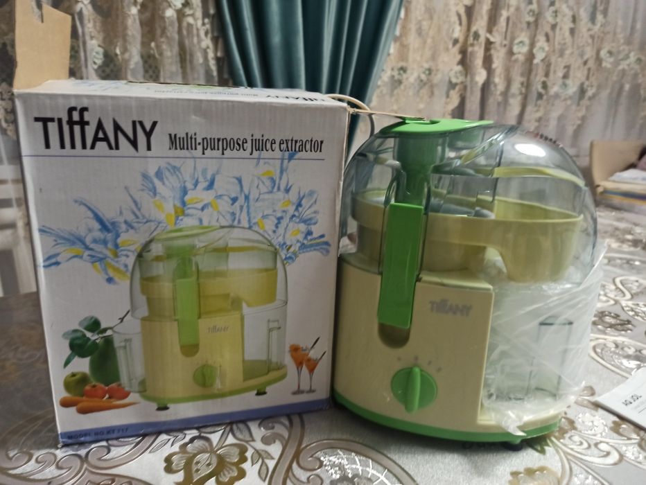 Соковыжималка электрическая