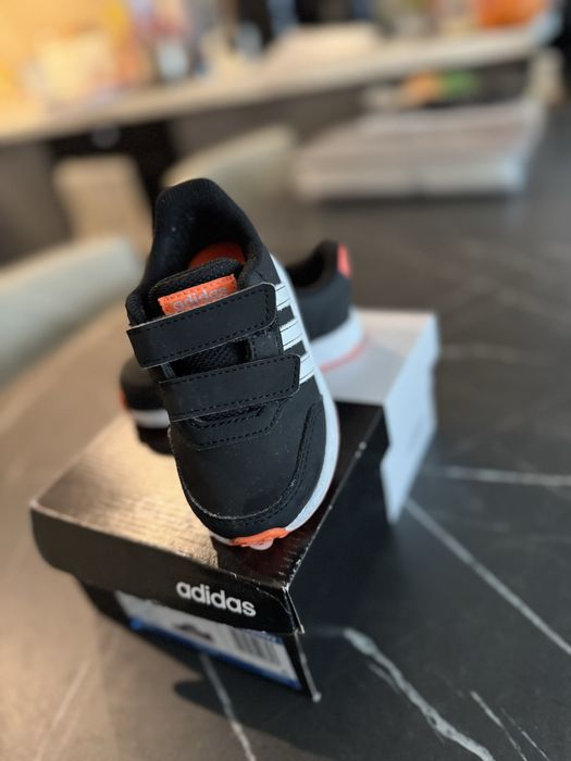 Сникърси adidas Vs Switch 2 CMF INF