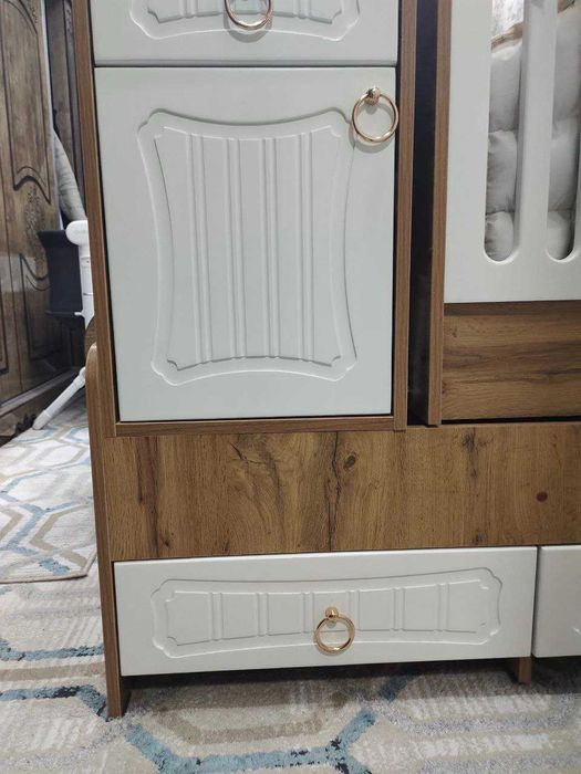 Продается детская кровать срочно.