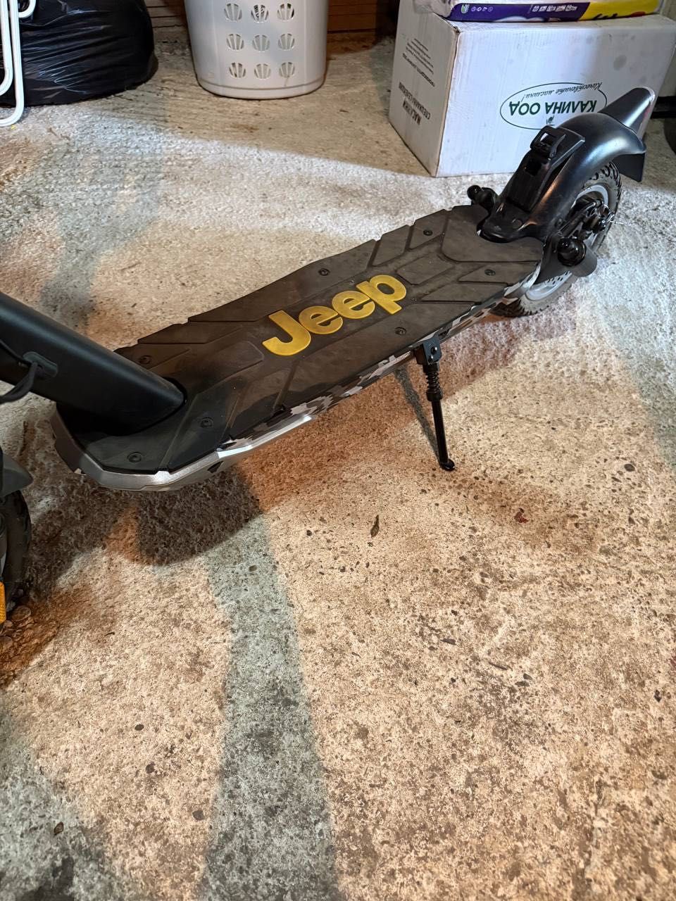 Тротинетка JEEP без забележка