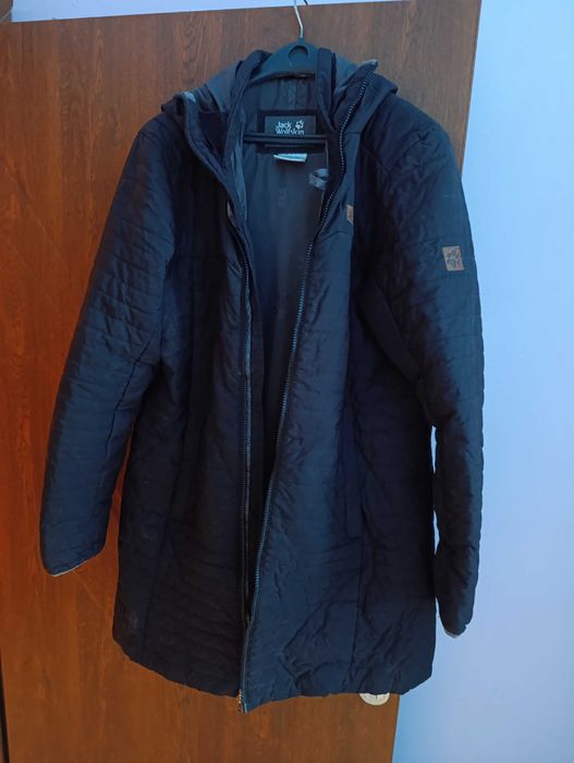 2 якета оригинални jack wolfskin L и XL