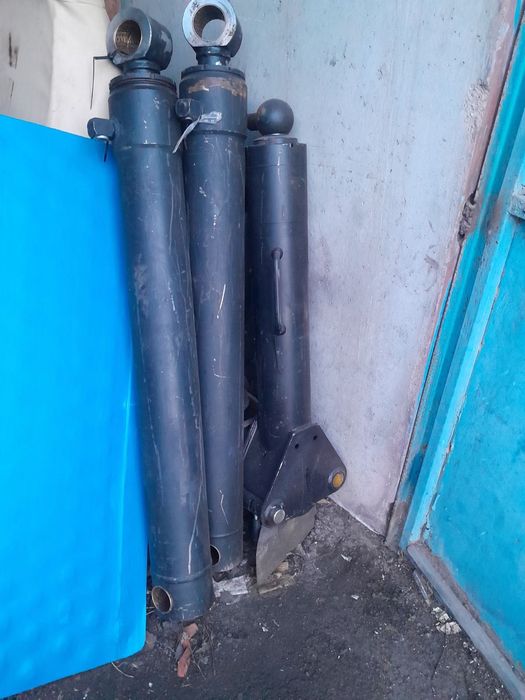 Цилиндри за хидравлични преси от ф30 до ф400