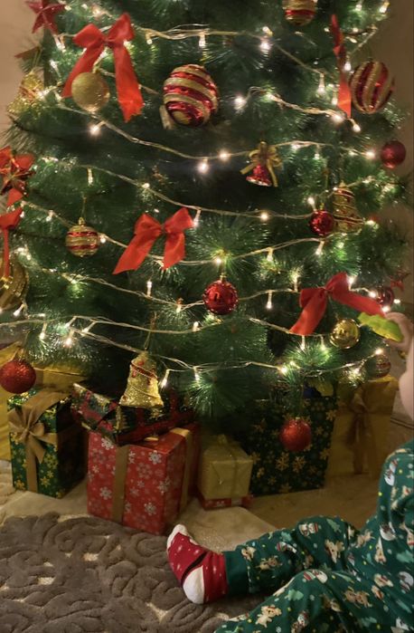 Арча - Елка 2.10м уйинчоклари билан бирга