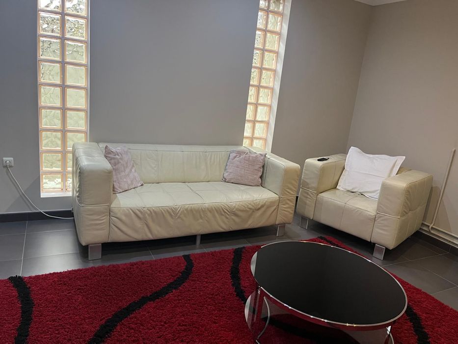 Vand Mobilier Sufragerie