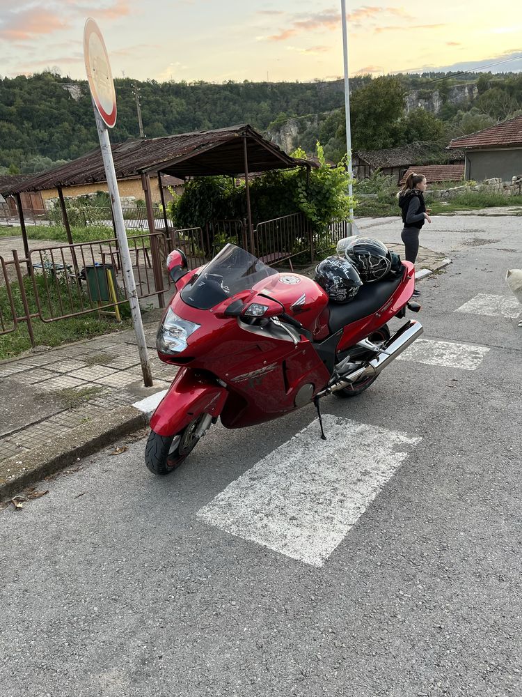 Honda cbr 1100xx