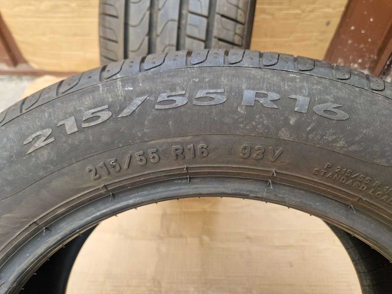 2 Pirelli R16 215/55
летни гуми 
DOT3619
