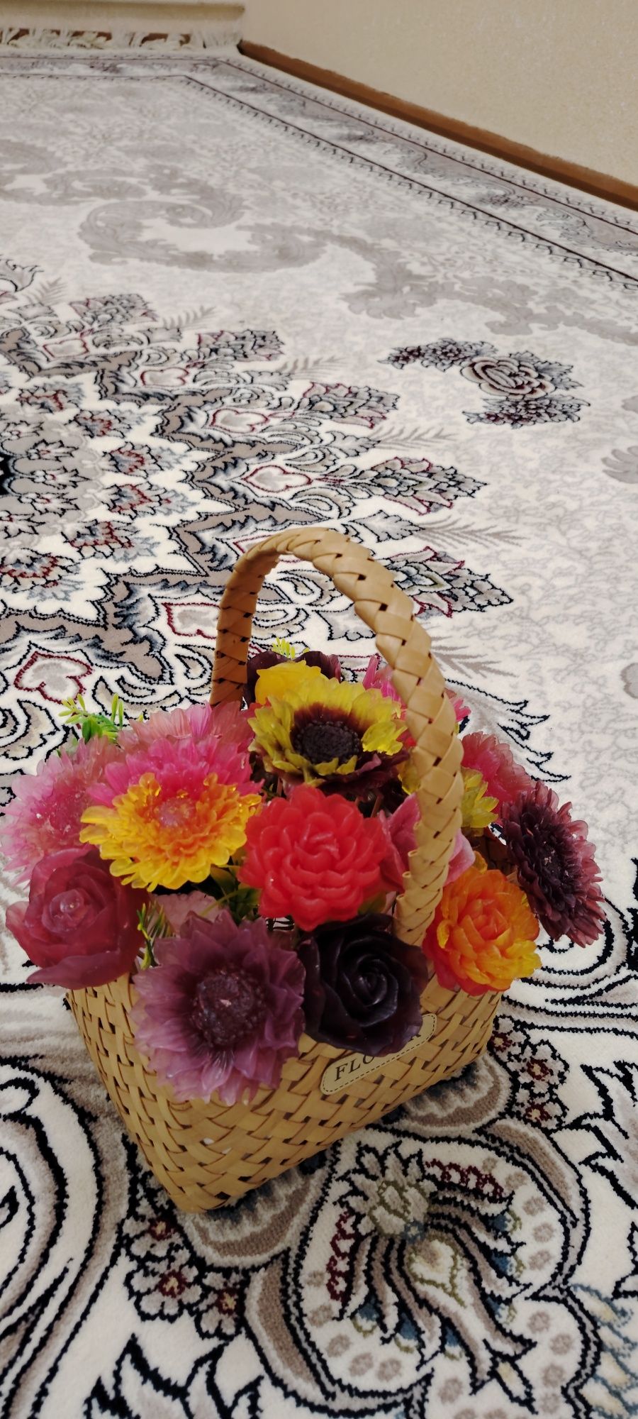 sovunli gullarga chegirma qbervomiz ulgurib qoling