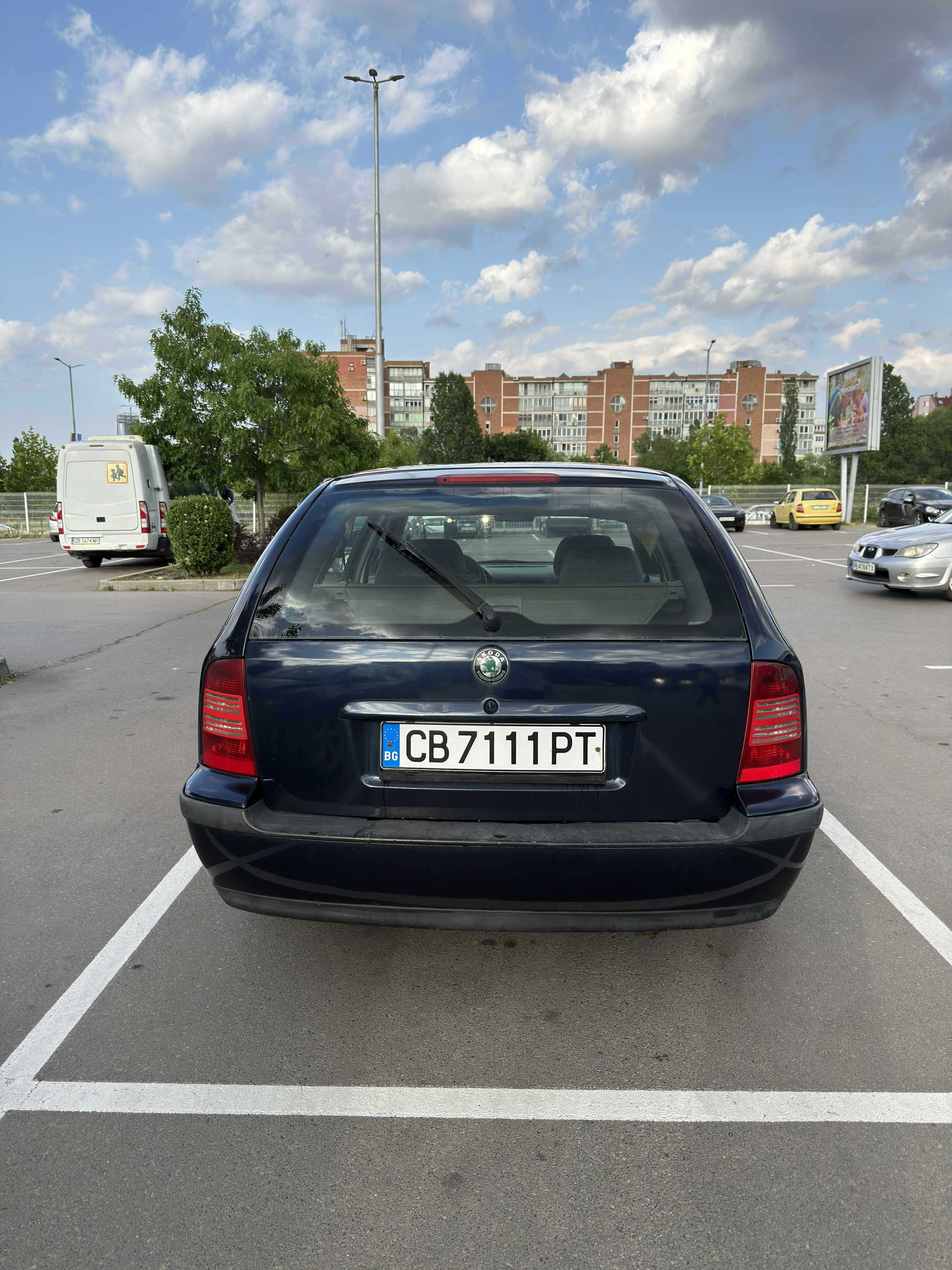 Продавам шкода октавия 1.9 90кс 4/4