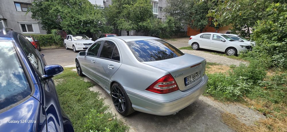 Vand Mercedes C200 w203 an 2007 automat euro 4 pack Amg!