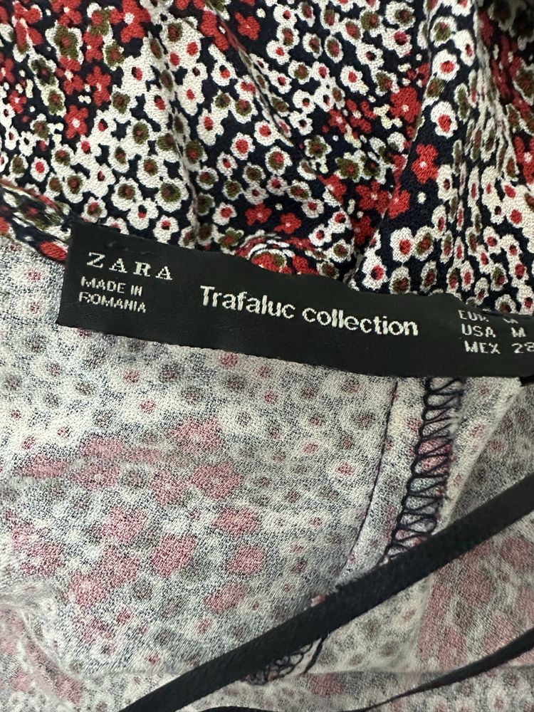 Продаю почти новую комбинезон ZARA, размер М.