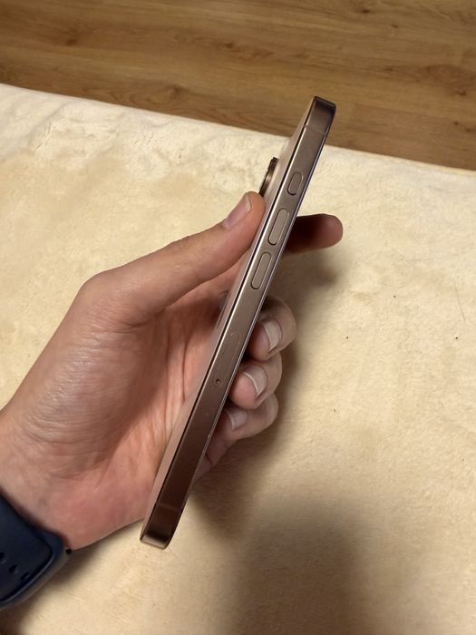 Iphone 16 Pro Desert Titaniun