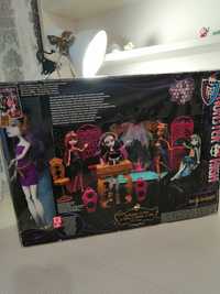 Продам Куклу Spectra Vondergeist Monster High с муз. mp3 сценой