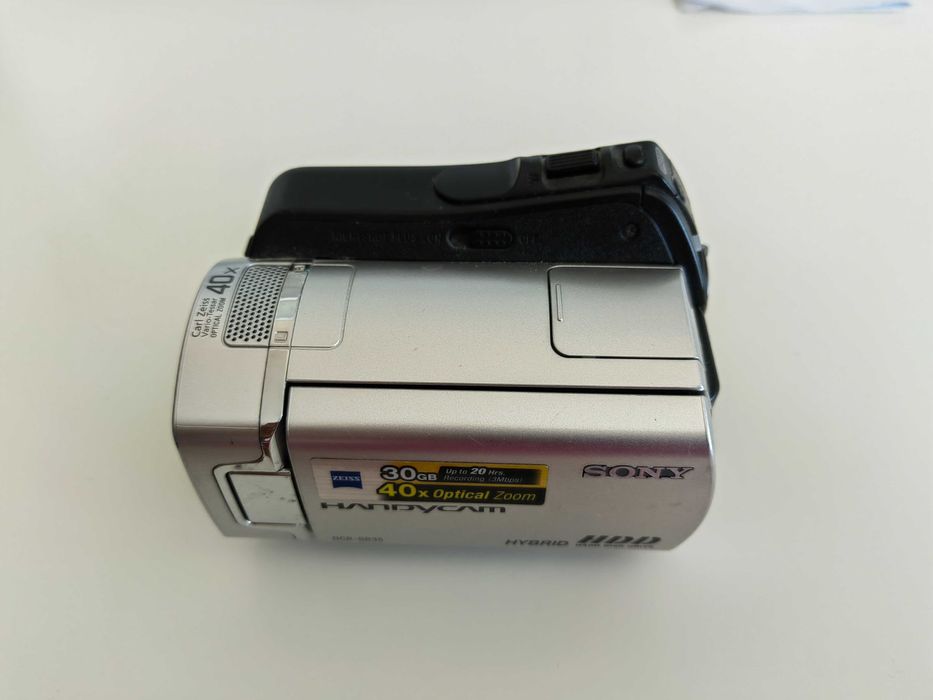 Видеокамера Sony DCR-SR35