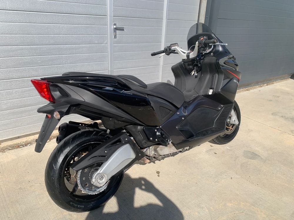 Funmoto vinde Aprilia Srv 850 Abs( Gp800 Tmax Xadv Burgman)