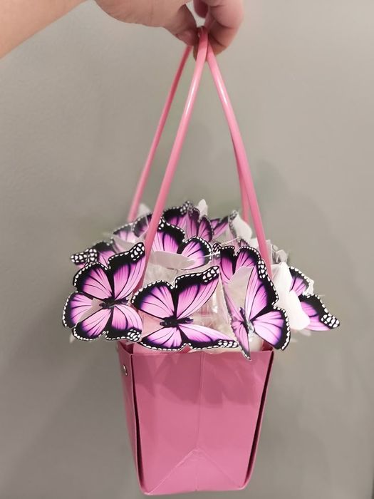 Подарочки из светящиеся бабочек