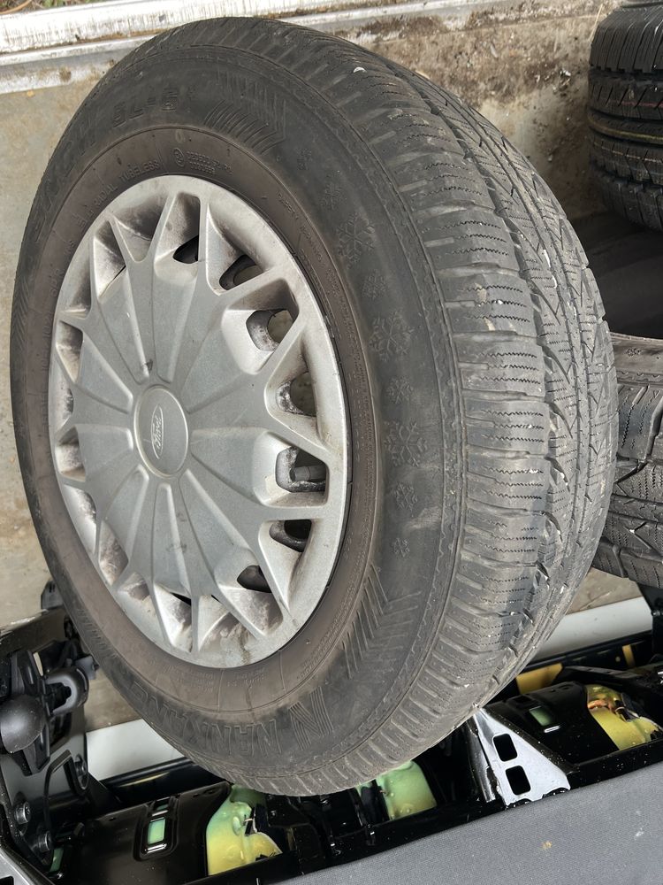 Cauciucuri 215/65 R15 C + jante