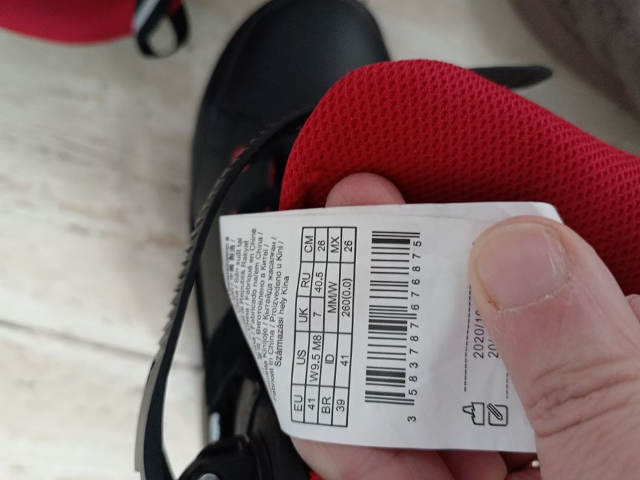 Vând patine 2 perechi