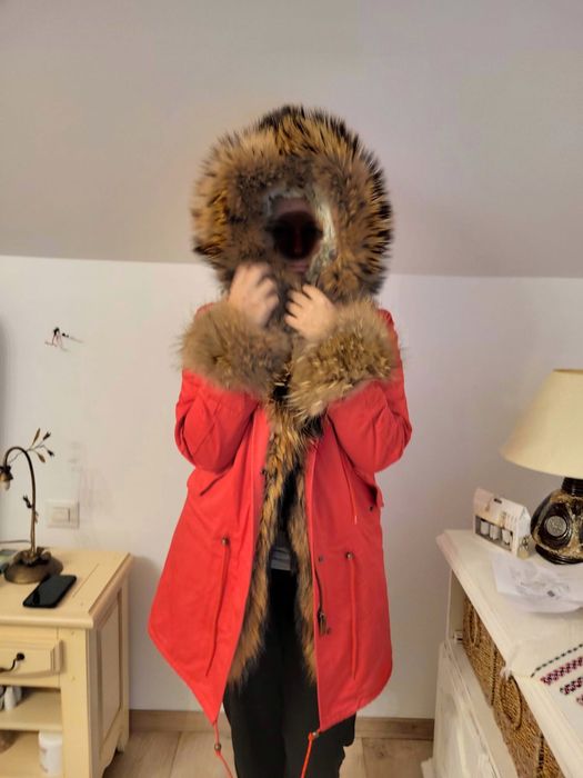 Geaca haina rosie blana naturala