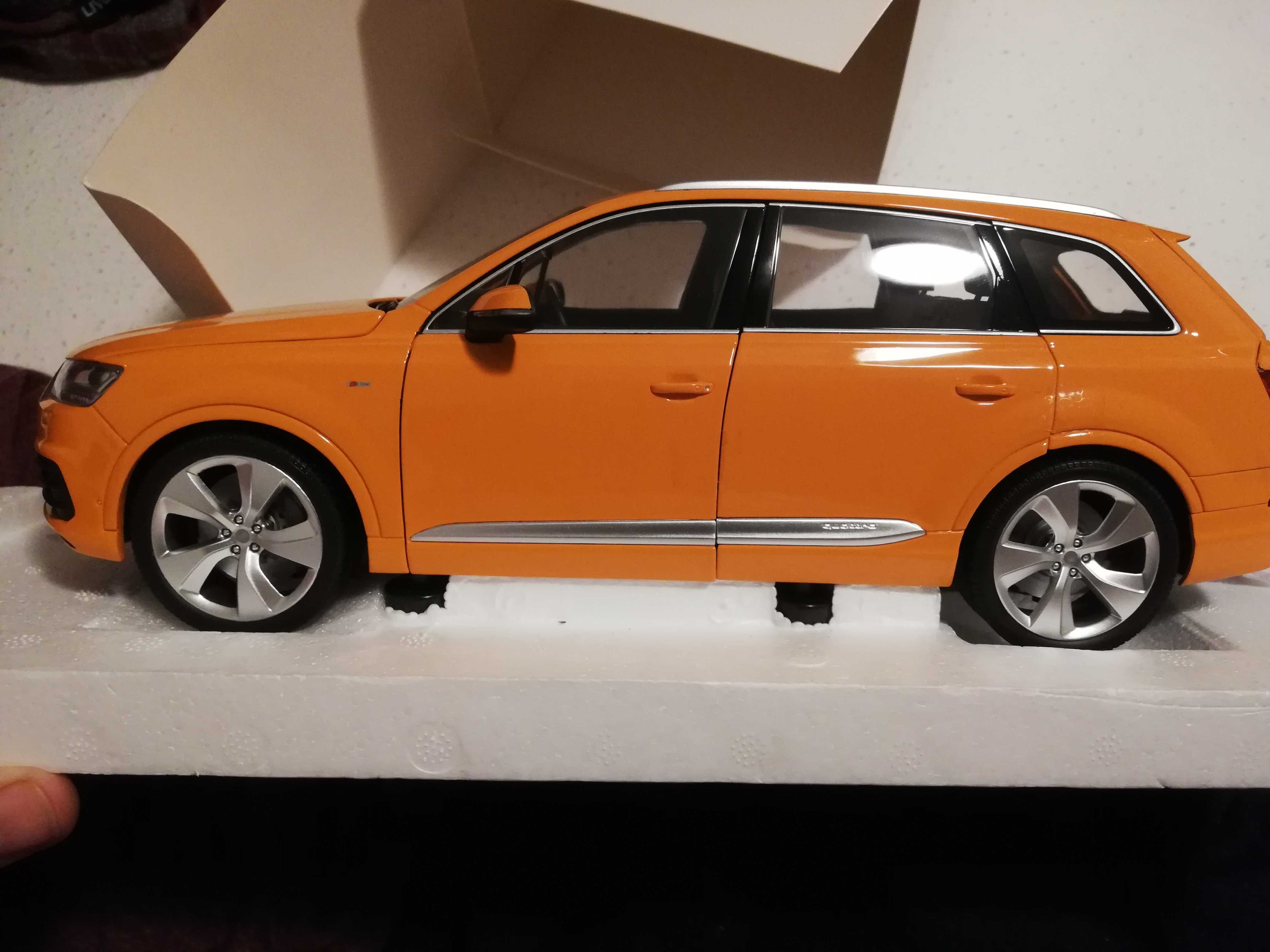 AUDI Q7 1:18 2015 Minichamps ediție limitata