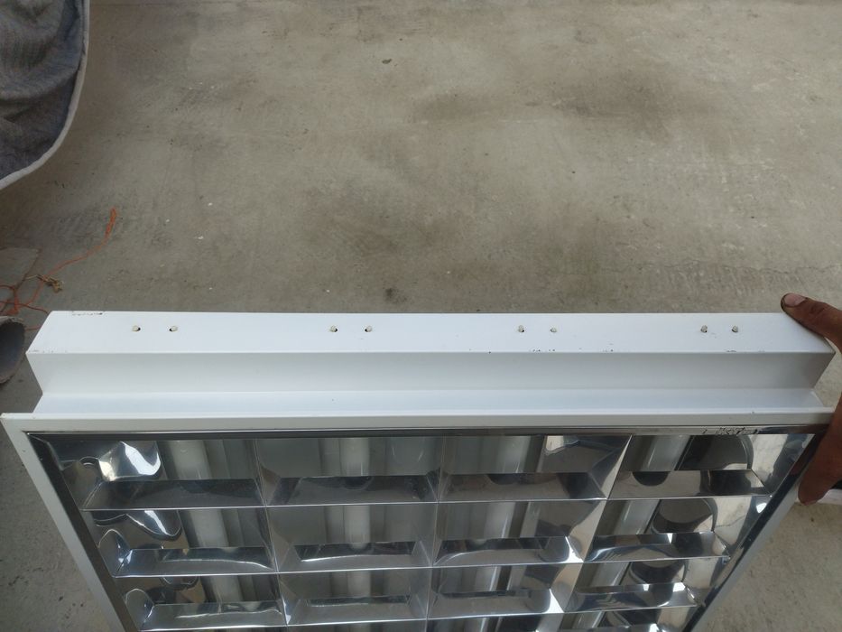 Akfa lampalar sotiladi