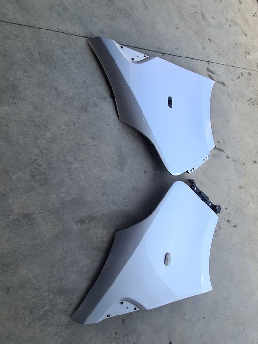 Aripa dreapta renault trafic 3 an 2018 aripa stanga opel vivaro 2017