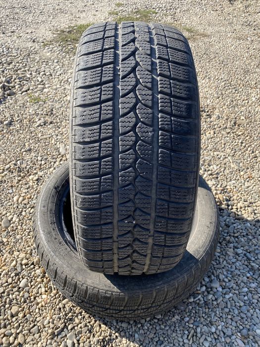 Anvelope iarna 225/50/17