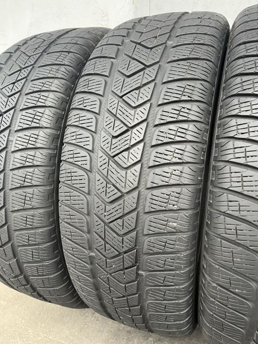 4 бр. зимни гуми 225/55/19 Pirelli DOT 2316 5-6 mm