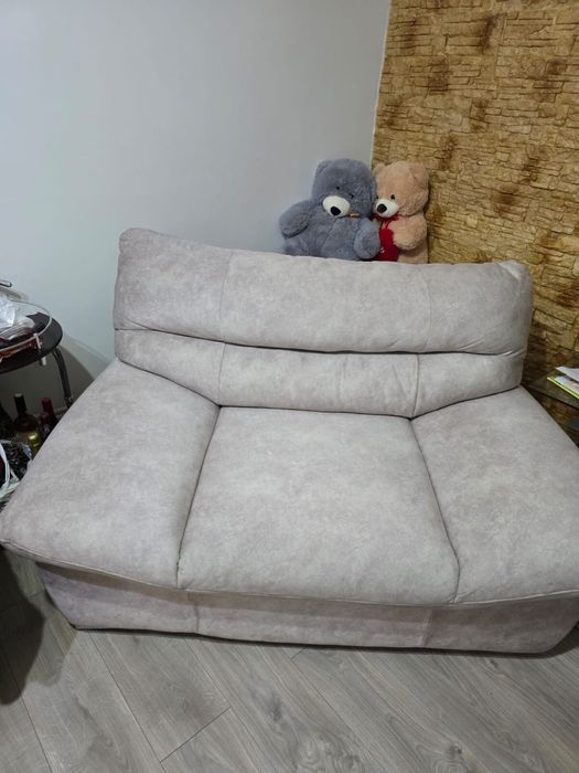 Vand canapea Luxury si fotoliu Luxury