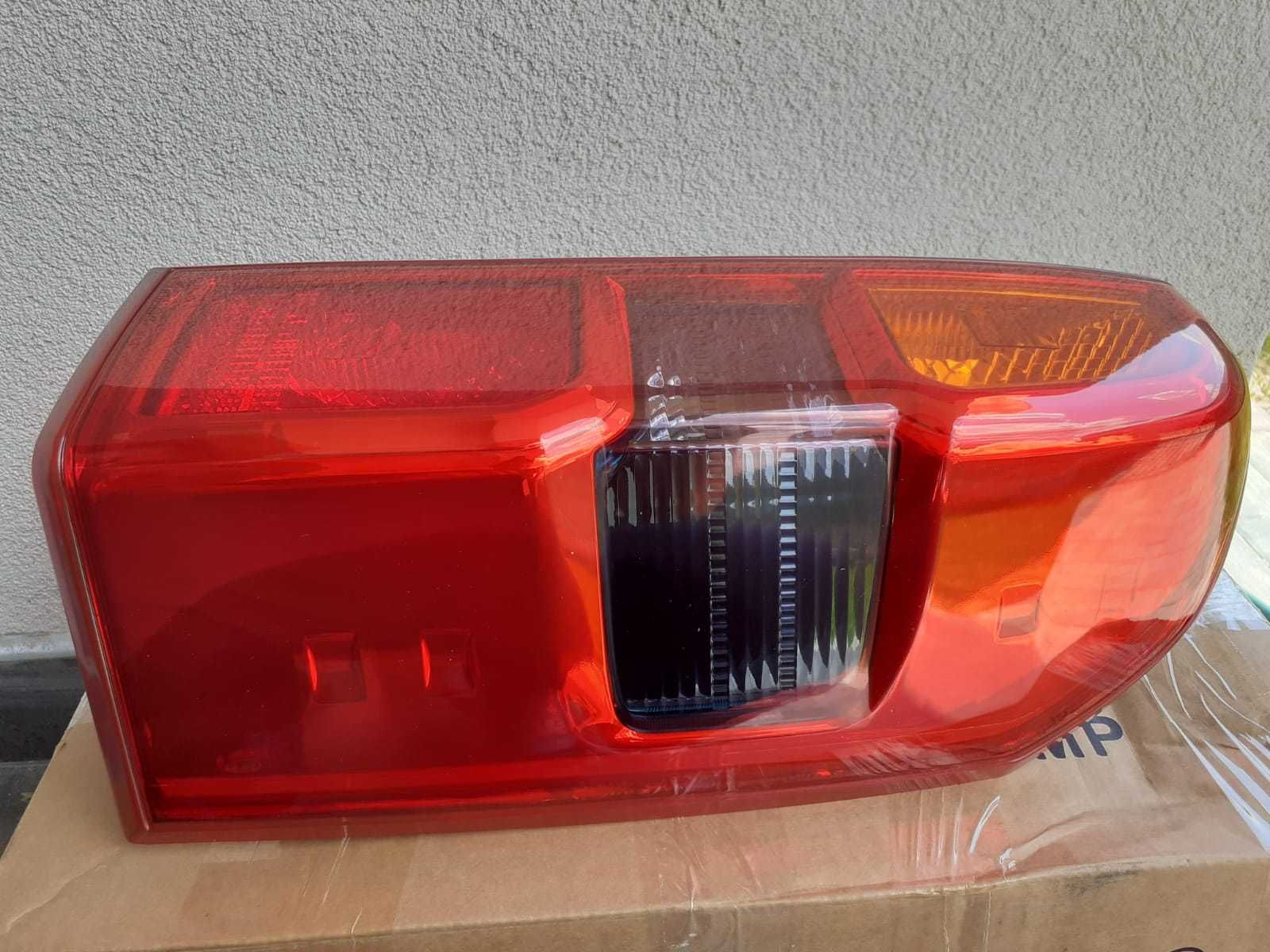 Lampa spate stop semnalizare NISSAN PATROL Y61 GU4 (2005-2009)