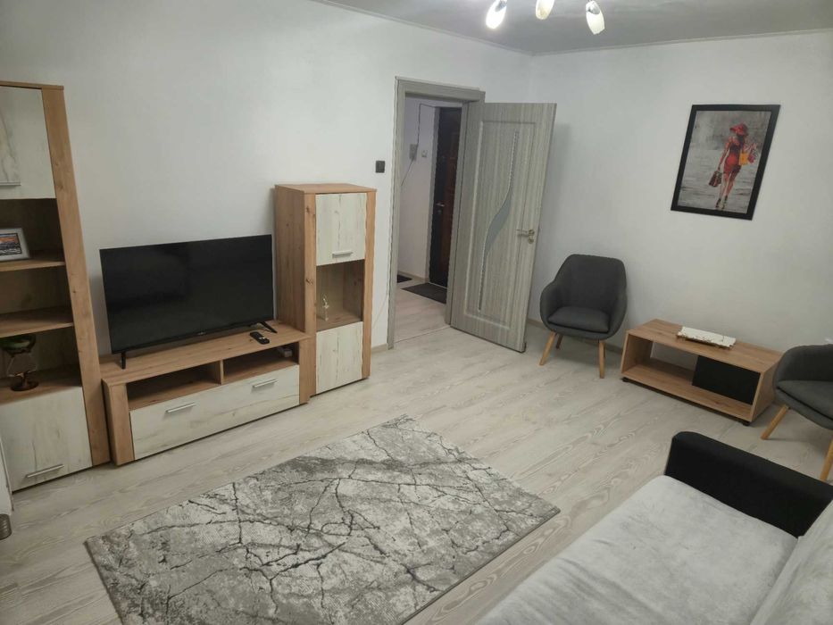 Apartament 2 camere de inchiriat termen lung. Tomis Nord Rovere