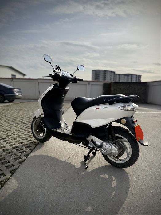 Piaggio Fly 50cc 4T