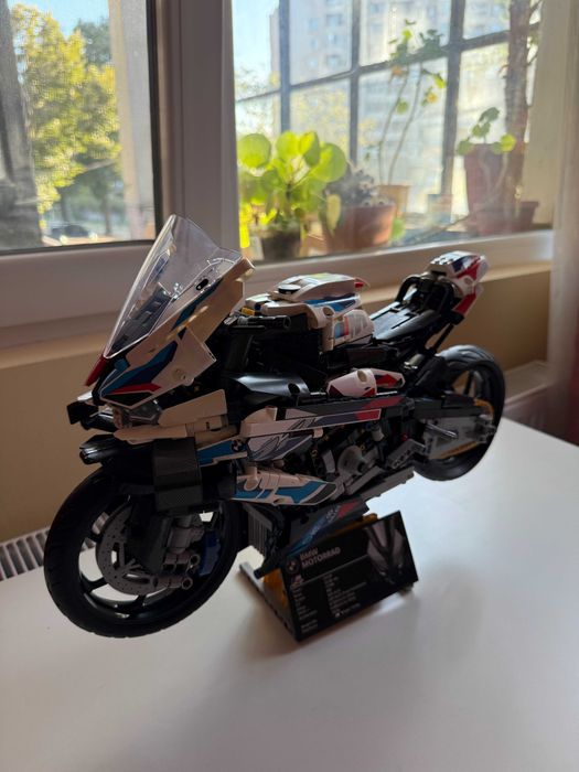 LEGO® Technic 42130 - BMW M 1000 RR