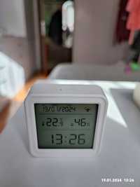 Продавам смарт термометър и влагомер с WI FI за Tuya и Smart life