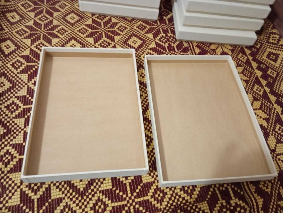 10 Cutii Depozitare Lux Învelite în Pergamoid 100Lei Cutia