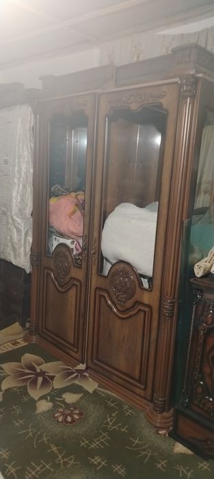 Мебел Стенка Горка