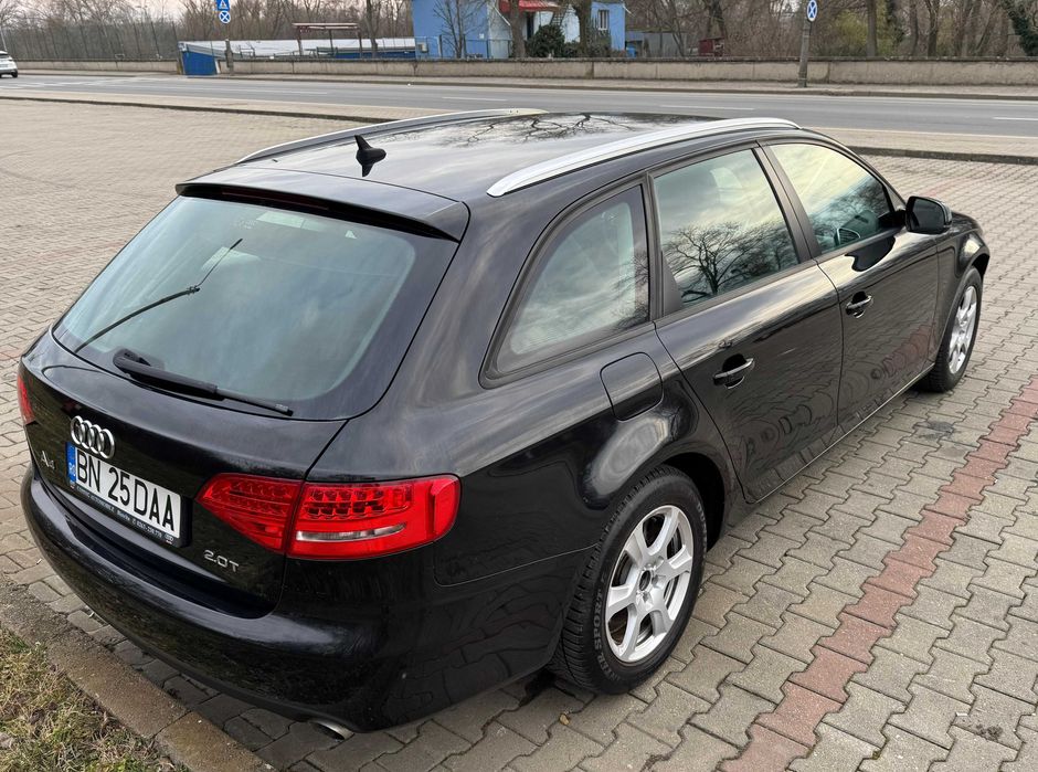 Audi A4 B8 Avant 2.0 TFSI • 180CP • 2010 • unic proprietar • Arad