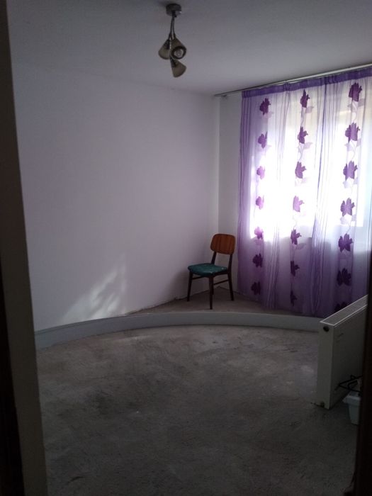 Apartament 3 camere - Strada Victoriei, Slatina - 79.000€ (negociabil)