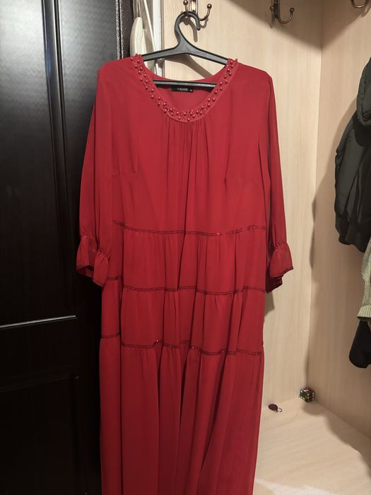 Вечернее, красное платье