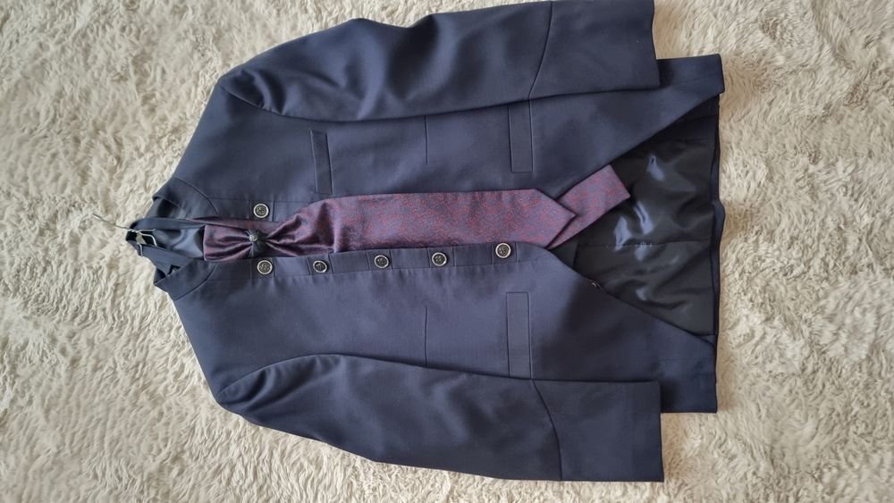 Costum de bărbați ocazie