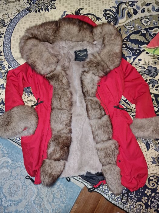 Продам парку в хорошем состоянии