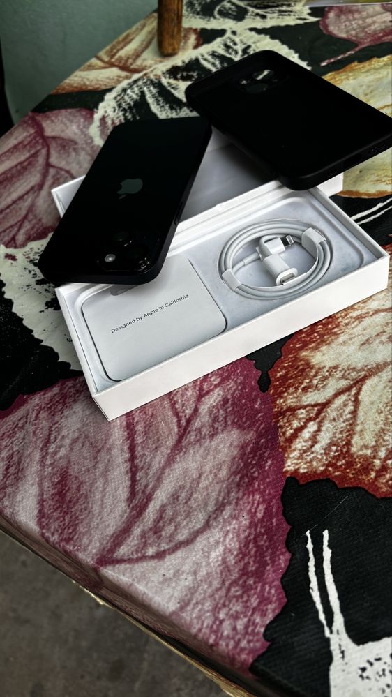Iphone 14 128 gb impecabil ca nou 10 din 10
